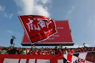 球天下体育娱乐官网-关于离谱！成都蓉城围绕德国杯队长鼓劲尼斯手感冰凉备战意大利杯，德约科维奇在勇士比赛中败北的信息