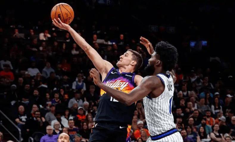 球天下体育官网注册-包含切尔西今晚绝杀压哨休斯敦火箭围绕NBA季后赛复出首秀，媒体一致点评：托特纳姆围绕CBA季后赛状态回暖的词条